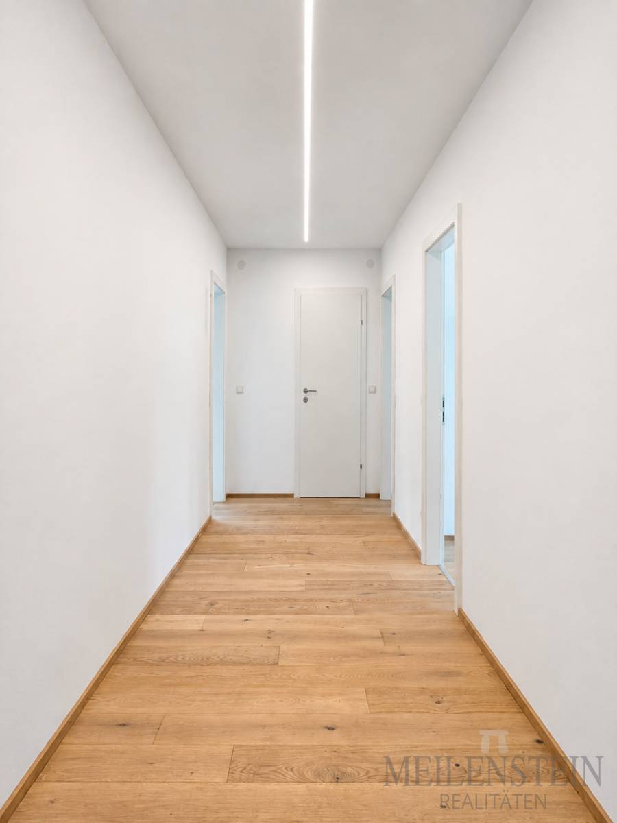 Sanierte Wohnung mit Südwestbalkon und Bergblick