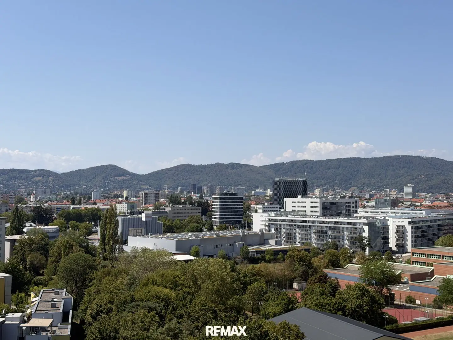 Dream rental apartment with panoramic view in prime Graz location