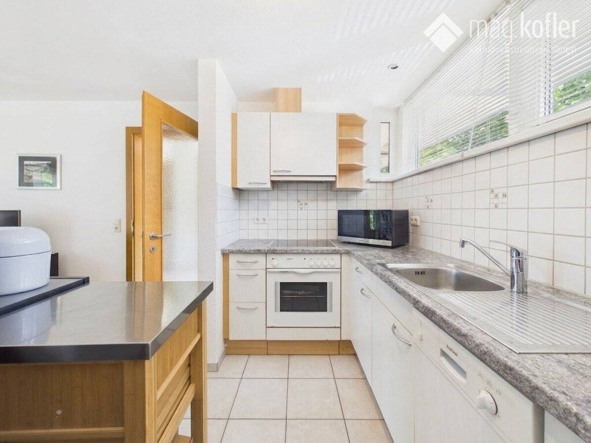 Cozy 2-room apartment with south-facing balcony and underground parking space in Götzis