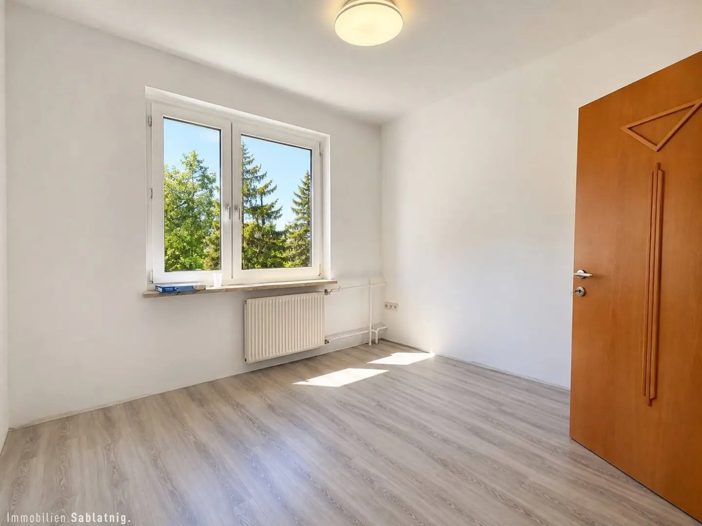 RENOVATE! DESIGN! MOVE IN! Realize Your Housing Dreams!