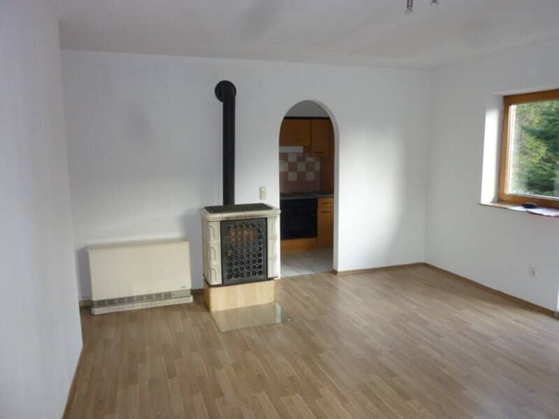 GRÖDIG - Small 2 room apartment with balcony and parking space