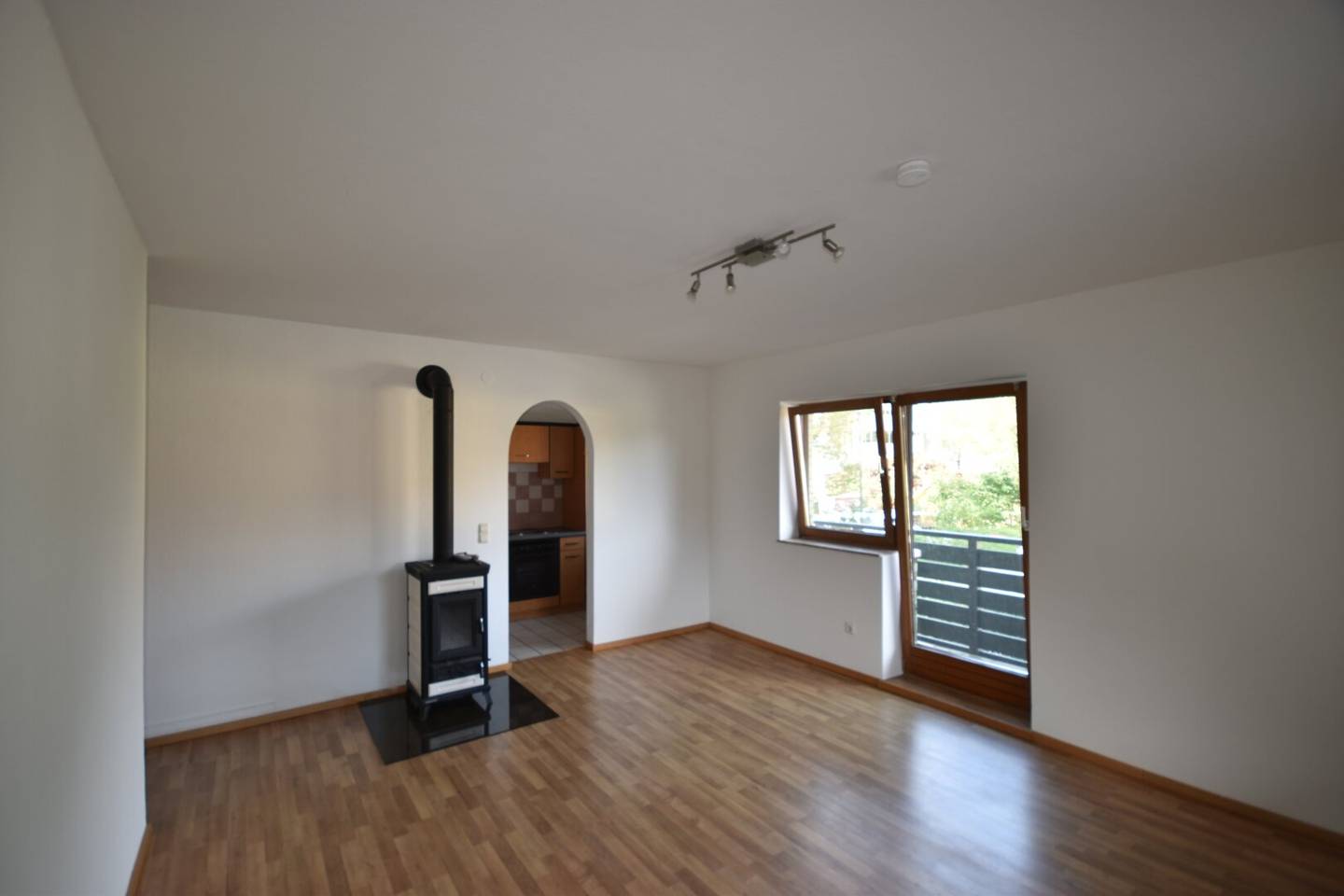 GRÖDIG - Small 2 room apartment with balcony and parking space