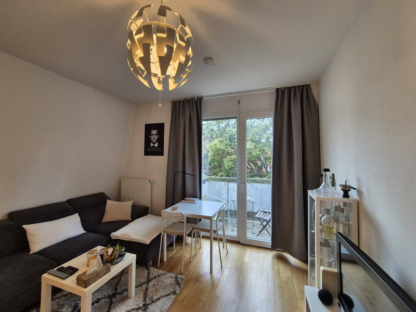 Cozy 2-room apartment on the 3rd floor directly next to LKH Graz – available from November