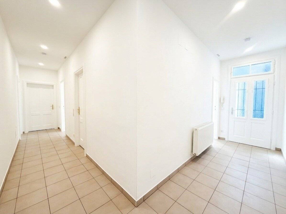 Kriehubergasse: Splendid 3-room period apartment - open-ended