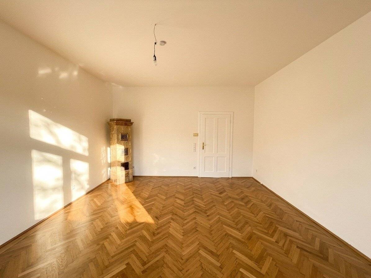 Kriehubergasse: Splendid 3-room period apartment - open-ended