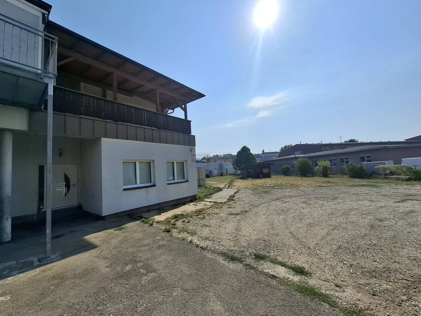 Anlegerwohnung in ruhiger Lage mit Entwicklungspotenzial