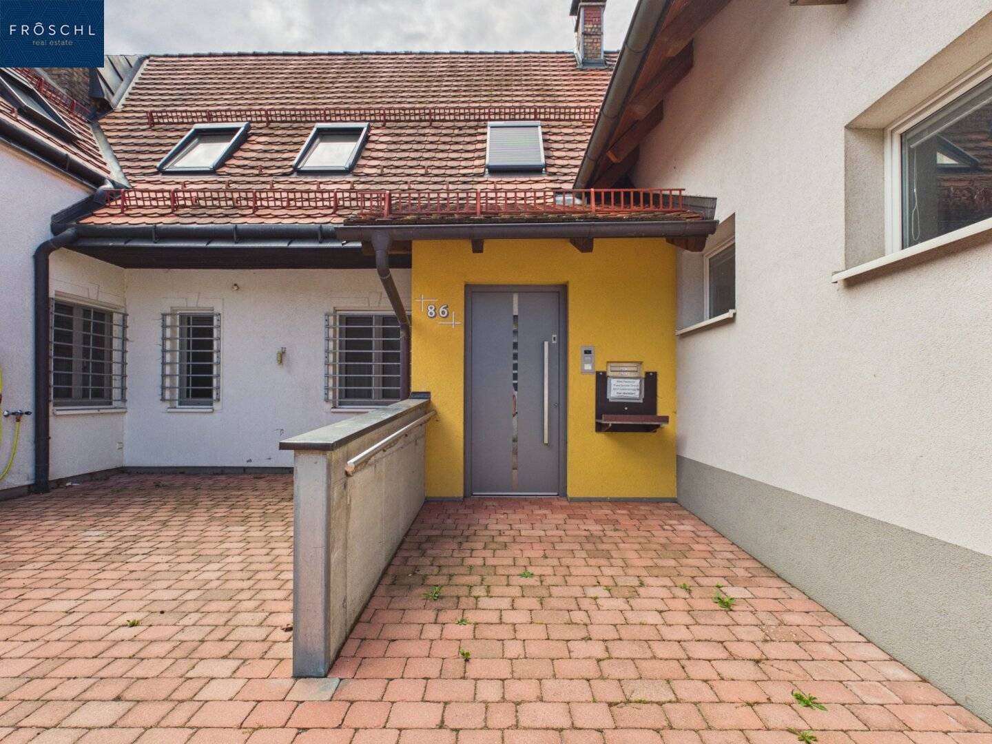 Spacious 4-room apartment with south balcony and garage space in Grafenschlag near Zwettl Lower Austria