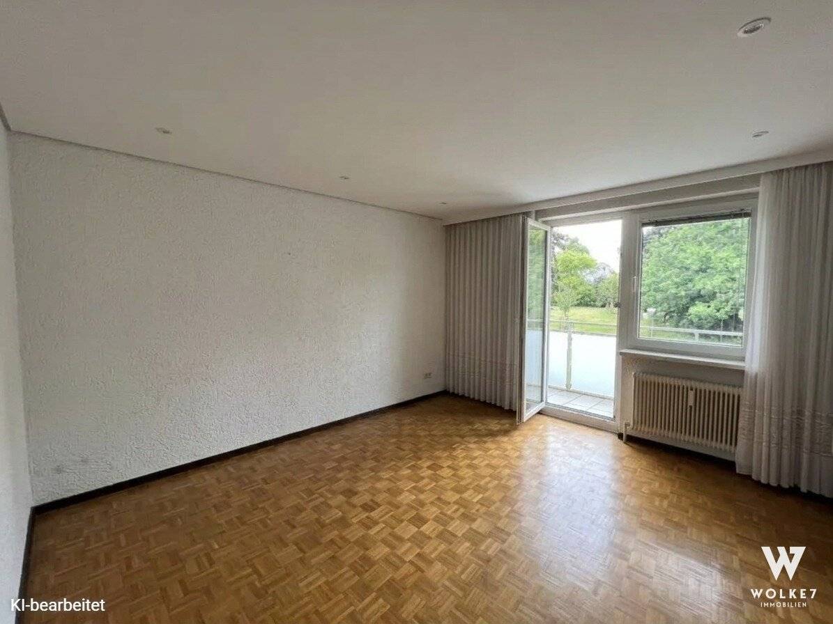 Apartment in need of renovation 4 rooms near Bahnhof Atzgersdorf great potential for owner-occupiers