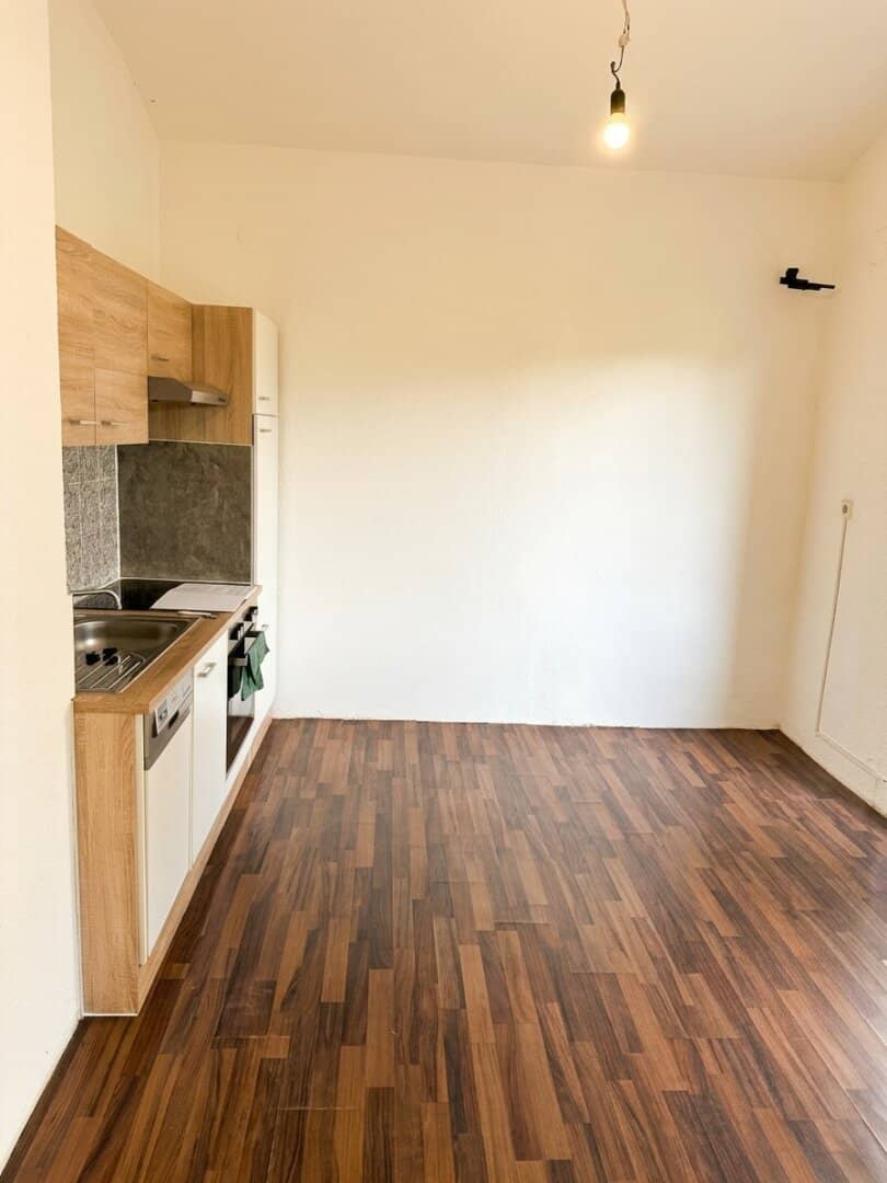 Charming 2-room apartment with terrace and parking - 56 m²