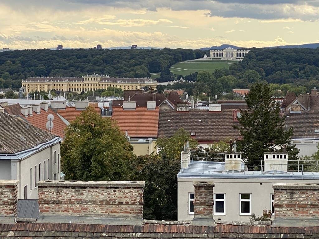 Chic roof maisonette with 2 large terraces and dreamy view of Schönbrunn Palace