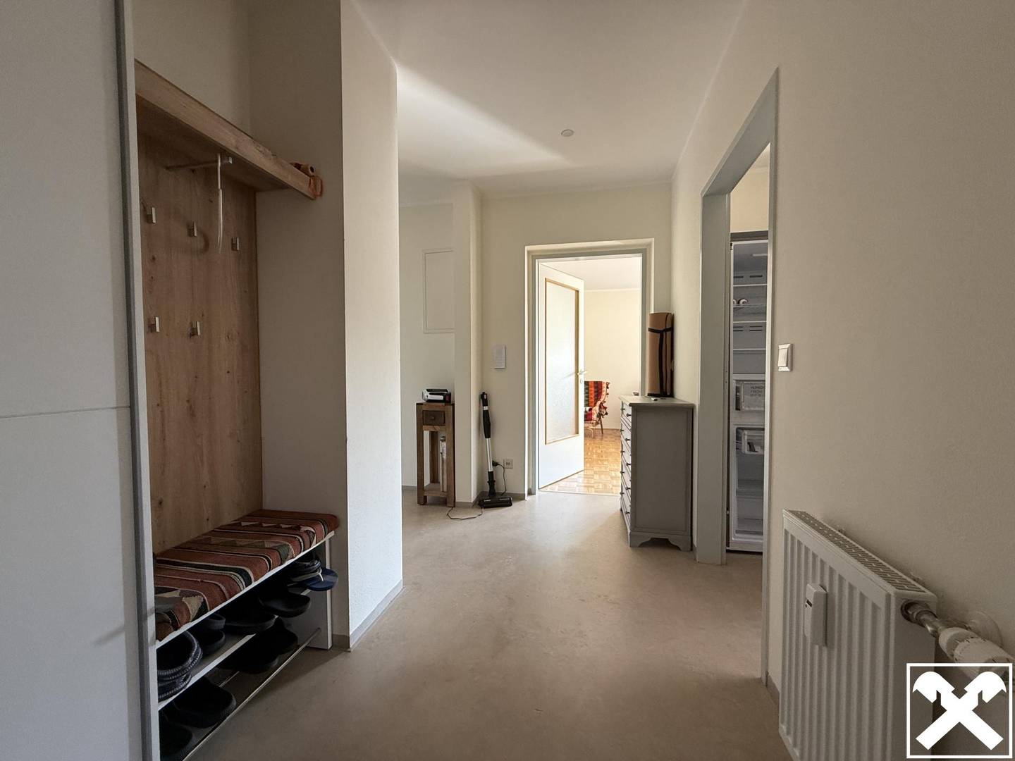 Sunny Wohnung in elevated green quiet location with parking