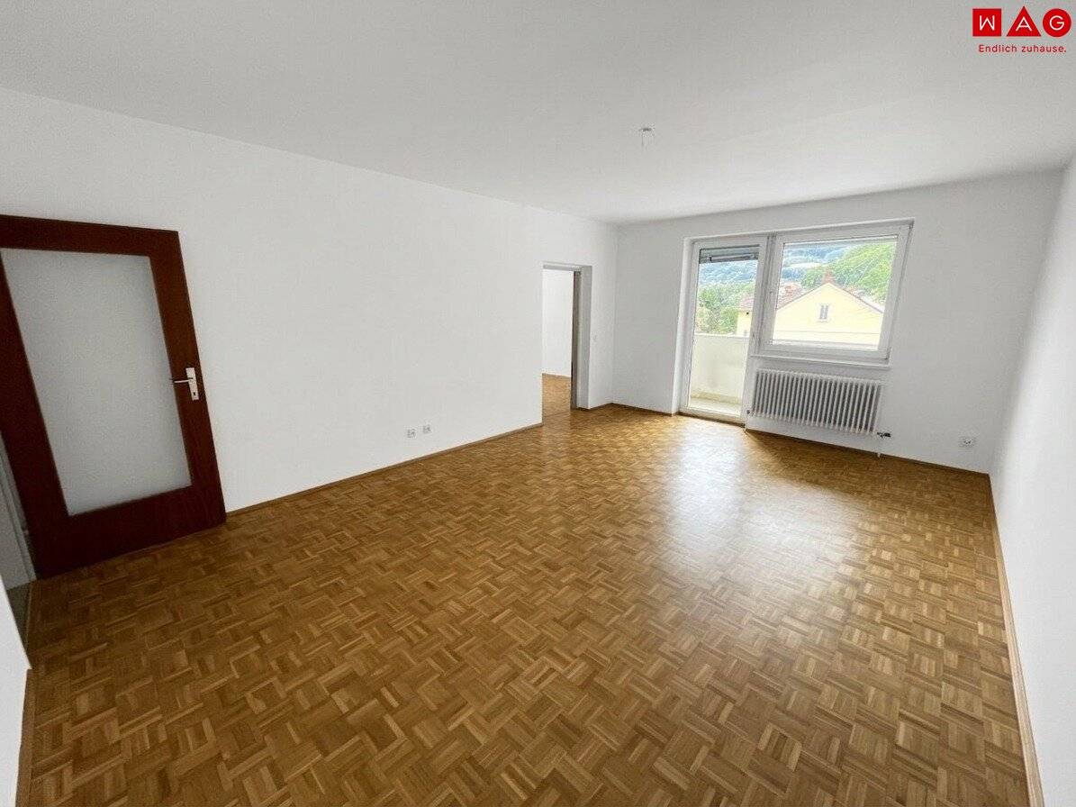 Neu sanierte Familienwohnung mit neuem Badezimmer