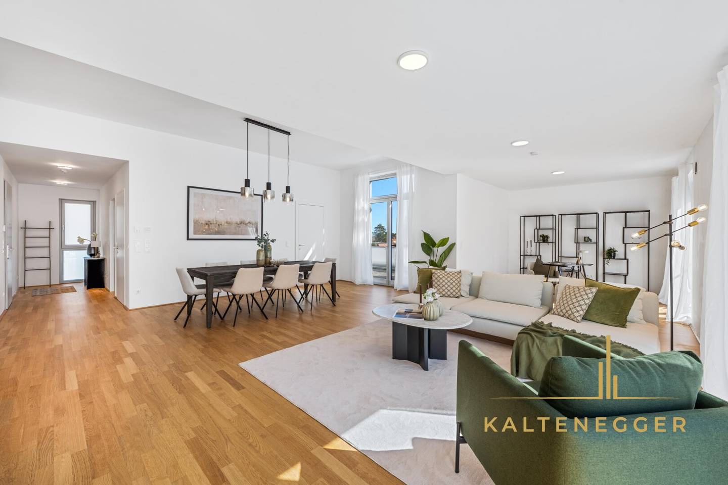 Alleinlage im Dachgeschoß: 185 m² Penthouse mit 78 m² Terrassen ohne Schrägen