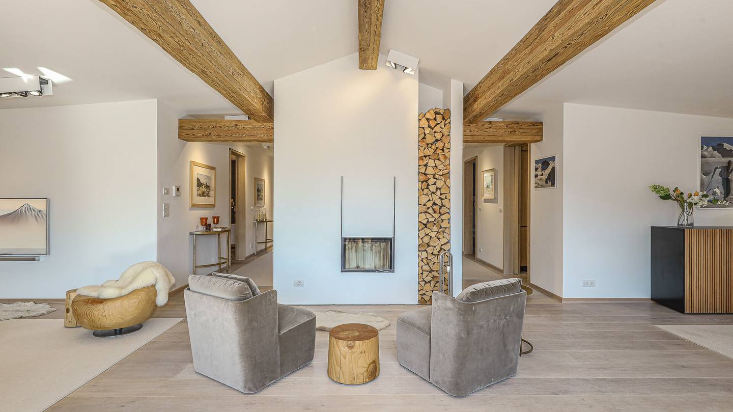 Stilvolles Penthouse mit Panoramablick und Wellness