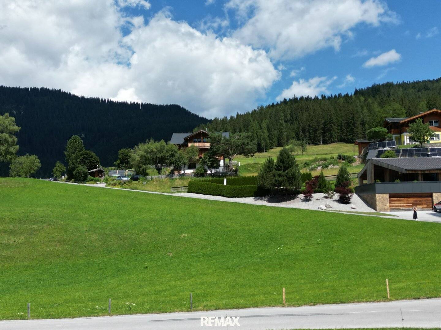 Baugrundstück mit Dachsteinblick – 1.000 m² Lebensqualität in Filzmoos