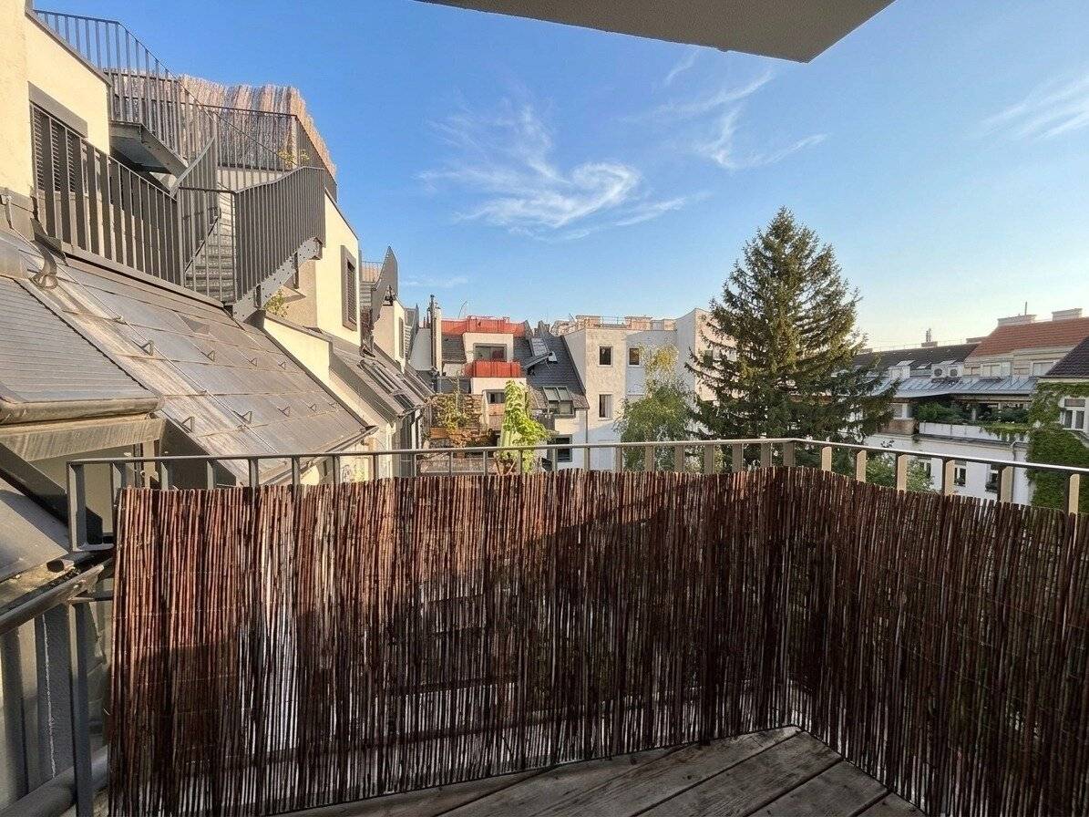 Moderne Wohnung mit Balkon und Schrankraum in exzellenter urbaner Lage!