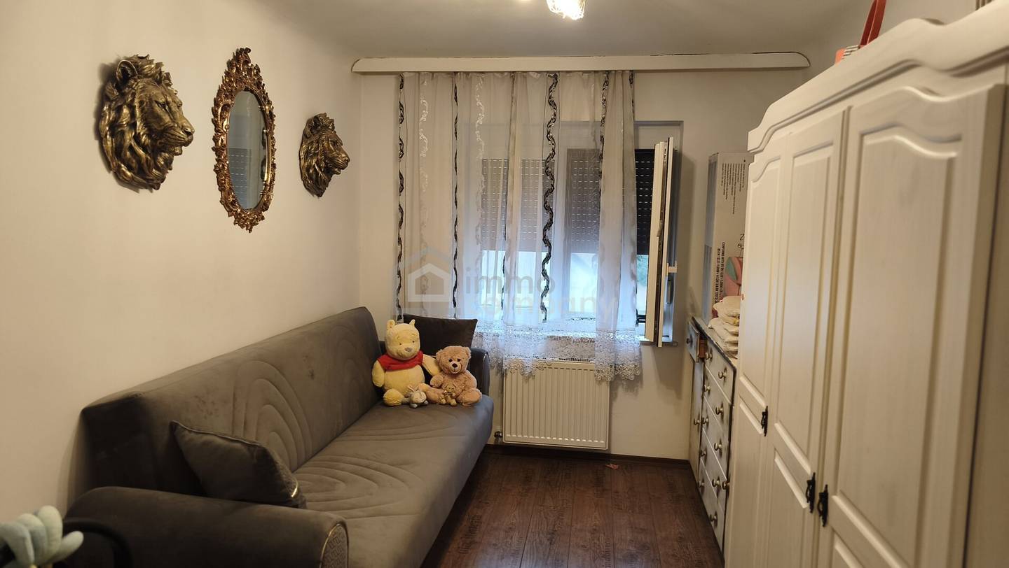 Lovingly modernized single-family house with garden, conservatory and expansion potential