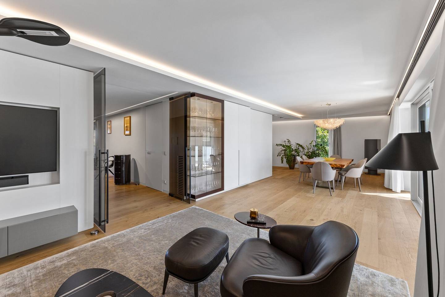 Architecture Meets Elegance – Discreet Luxury Perfected