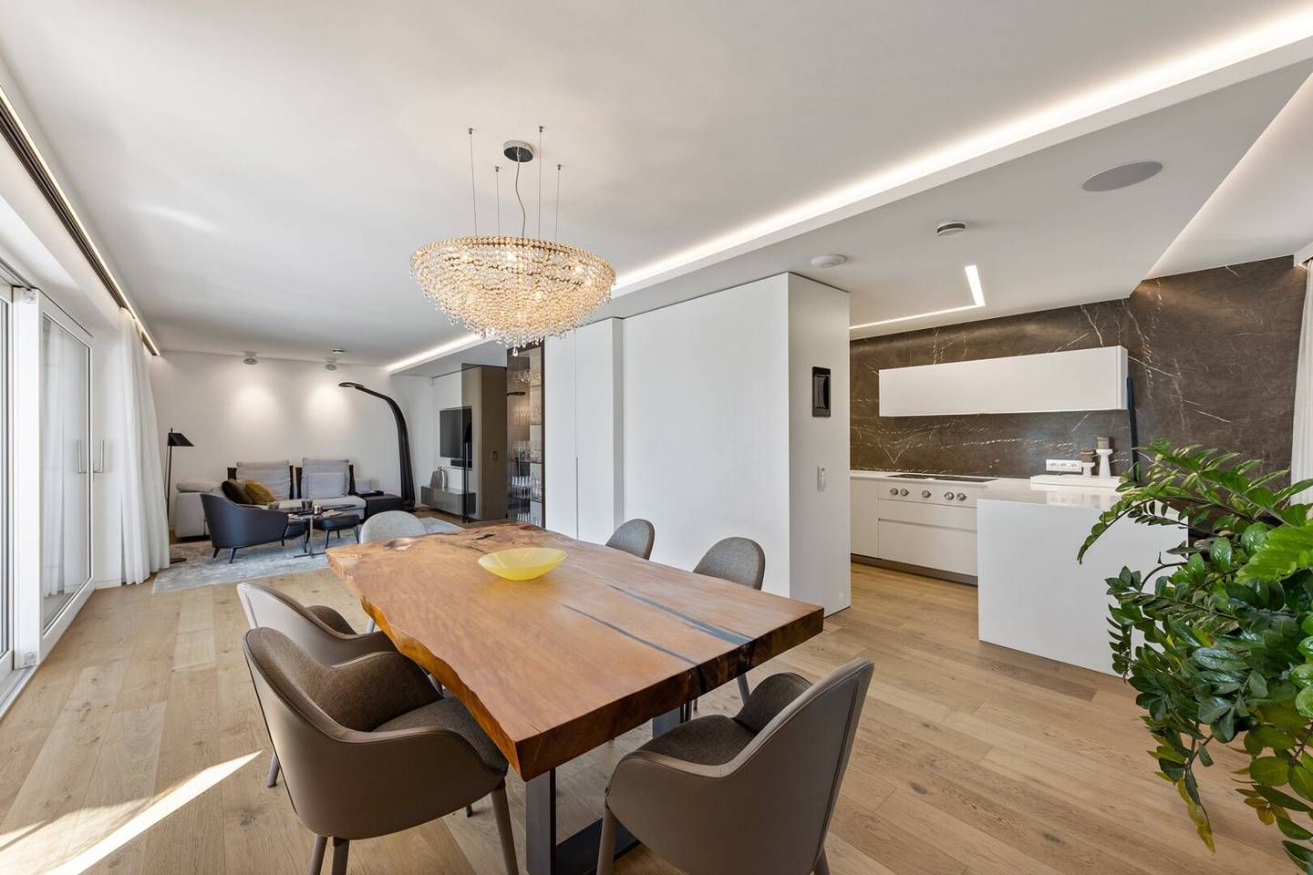 Architecture Meets Elegance – Discreet Luxury Perfected