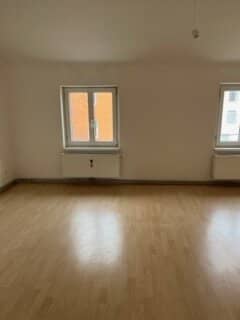 Spacious 1.5-room apartment with balcony in Lend district