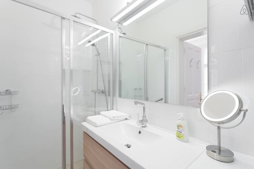Schöne 2 Zimmerwohnung im Innenhof in zentraler Lage!