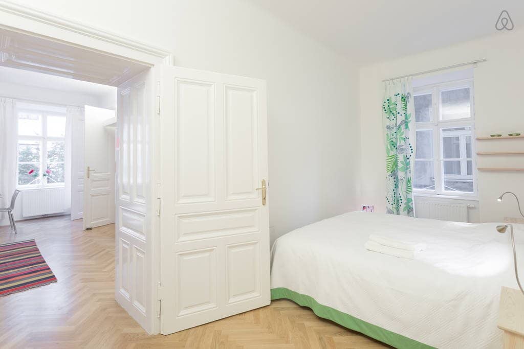 Schöne 2 Zimmerwohnung im Innenhof in zentraler Lage!