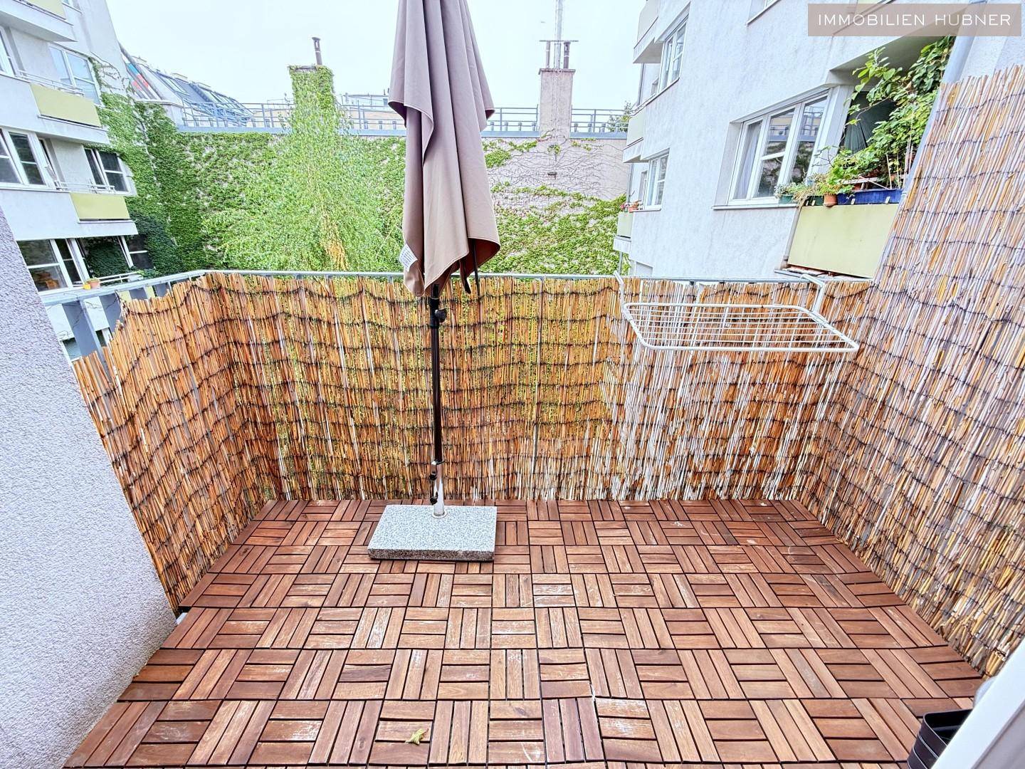 Lichtdurchflutete Neubauwohnung mit Westbalkon und Aufzug
