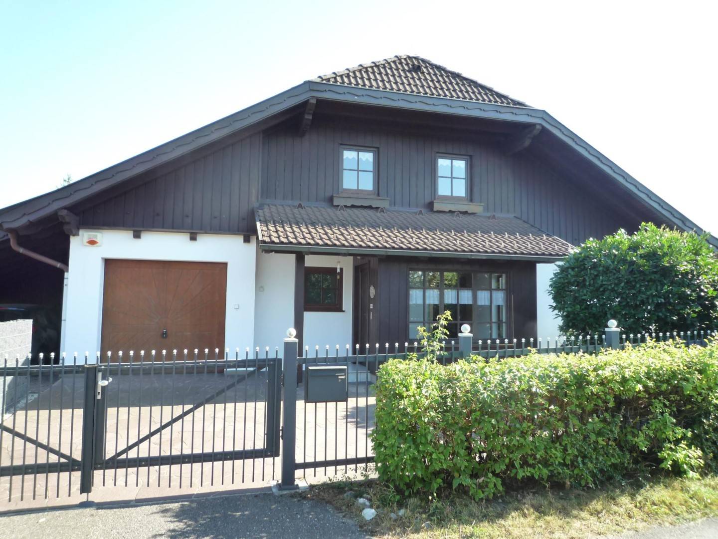Sunny location with Traunstein view Familienwohnung