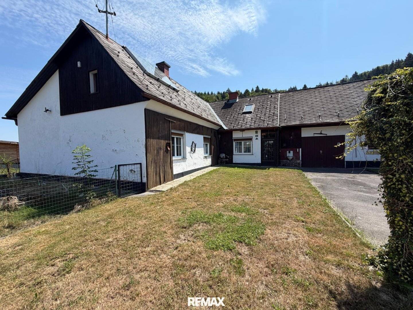 Small-scale farm - horse keeping, animal husbandry in Nestelbach bei Graz