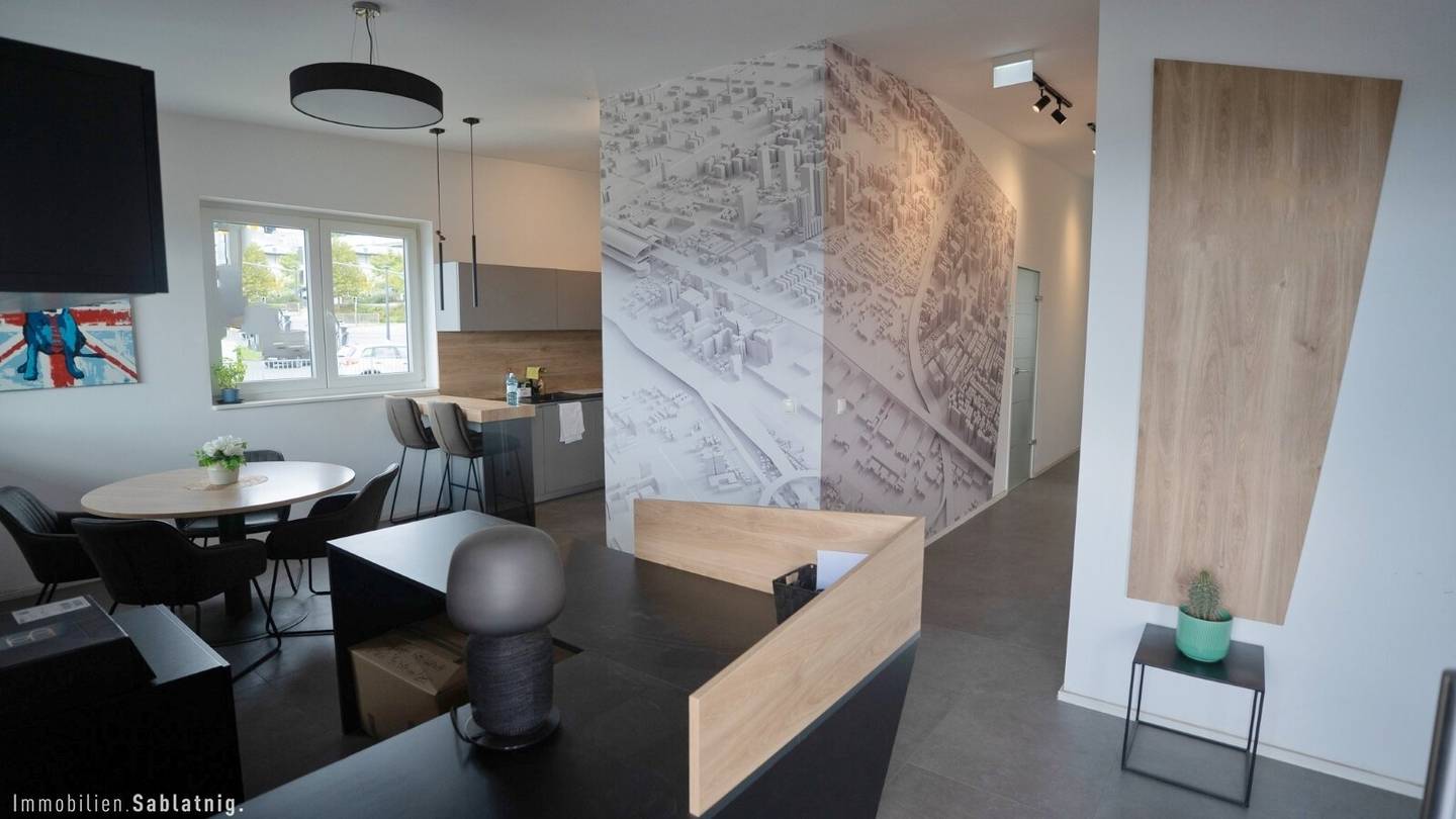 MODERN OFFICE BUILDING with versatile usage possibilities in prime location St. Peter