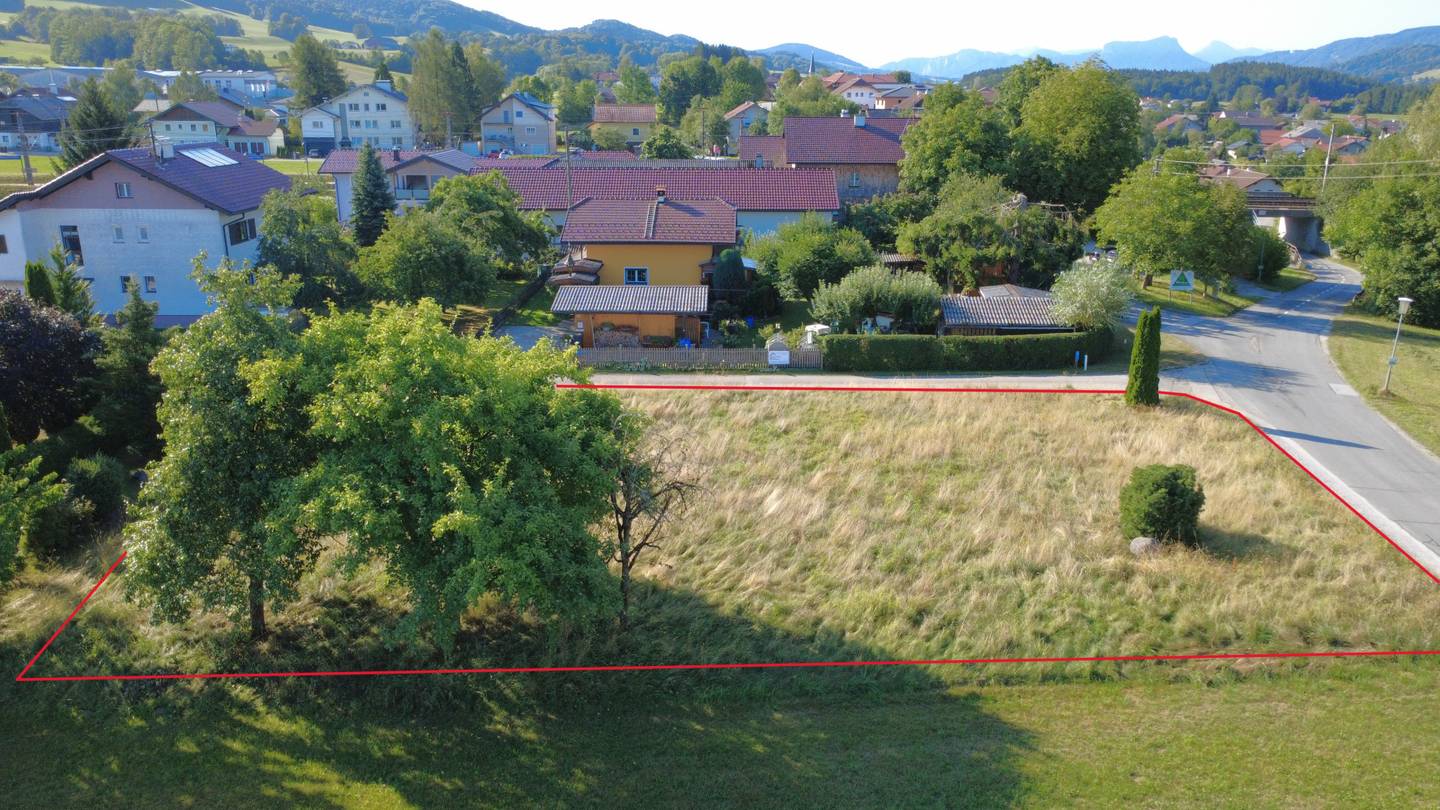 Baubewilligtes Projekt auf ebenem Grundstück Wohnung