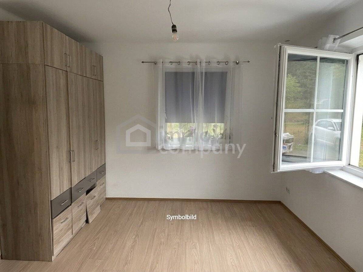 Ein Zuhause mit vielen Möglichkeiten: großzügiges Wohnhaus mit Potenzial für zwei Einheiten