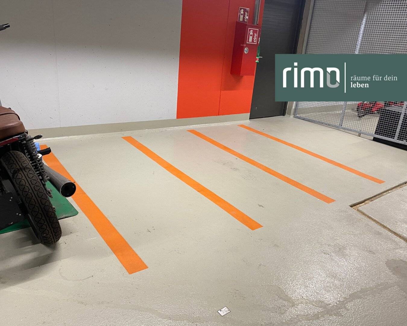 Storage space for motorcycle or cargo bike in the underground garage at Garnmarkt in Götzis to rent
