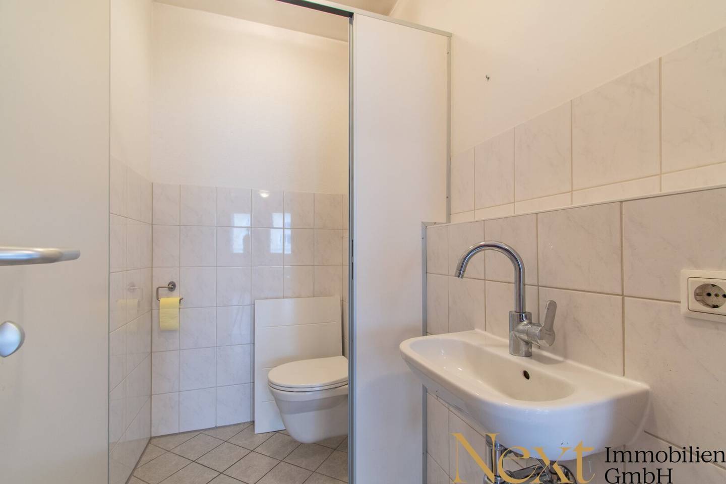 COMMISSION FREE! Ideal office space in ideal transport location available immediately in Linz for rent!