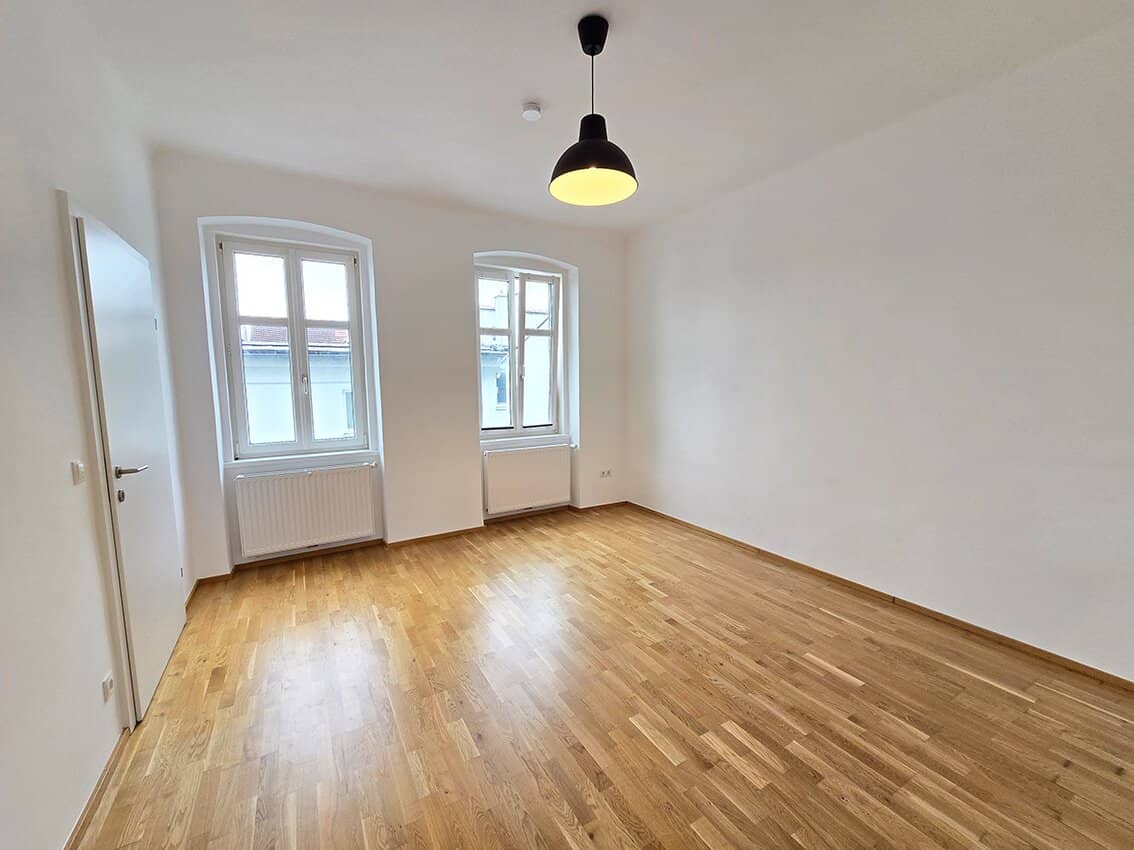 Individual townhouse with garden in Neulengbach with 2 car parking spaces