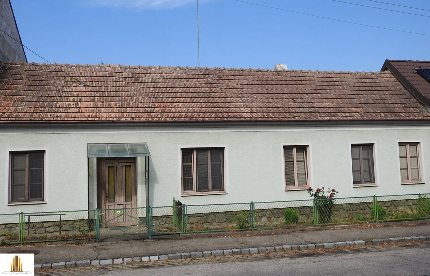 Ebenerdiges Landhaus mit Garten, Nebengebäuden und Garage in Seefeld, in der Gemeinde Seefeld-Kadolz, Nähe Hollabrunn in Niederösterreich!