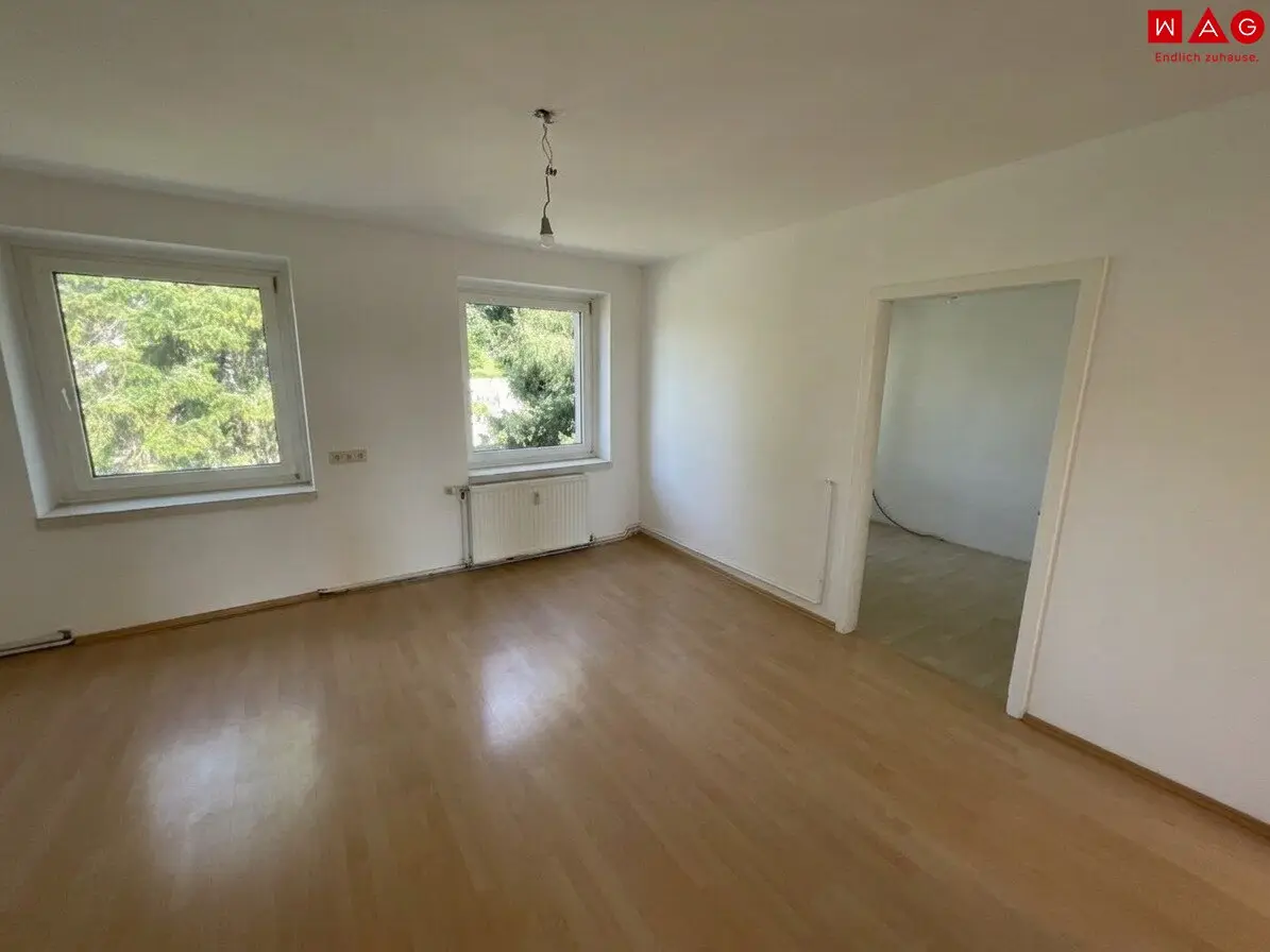 Super cheap 5-room apartment near the thermal spa with morning sun