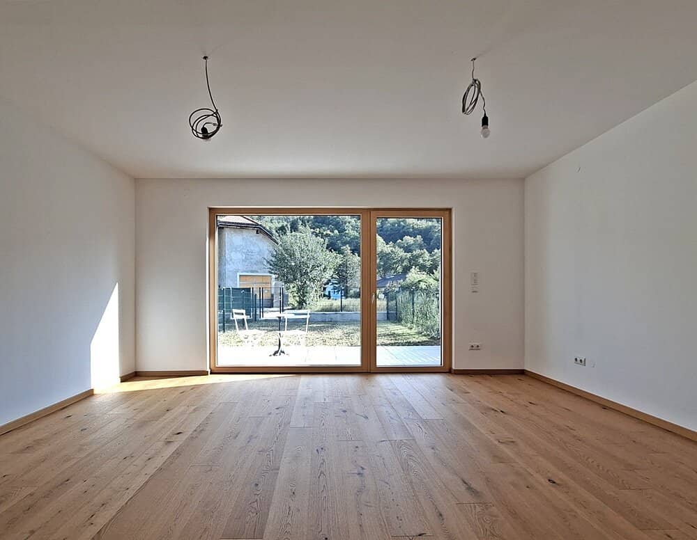 Residential oasis in the Helenental, 5-6 room first-occupancy terraced house with top fittings - terrace, southwest garden, carport parking space - including Vienna Woods around your home!