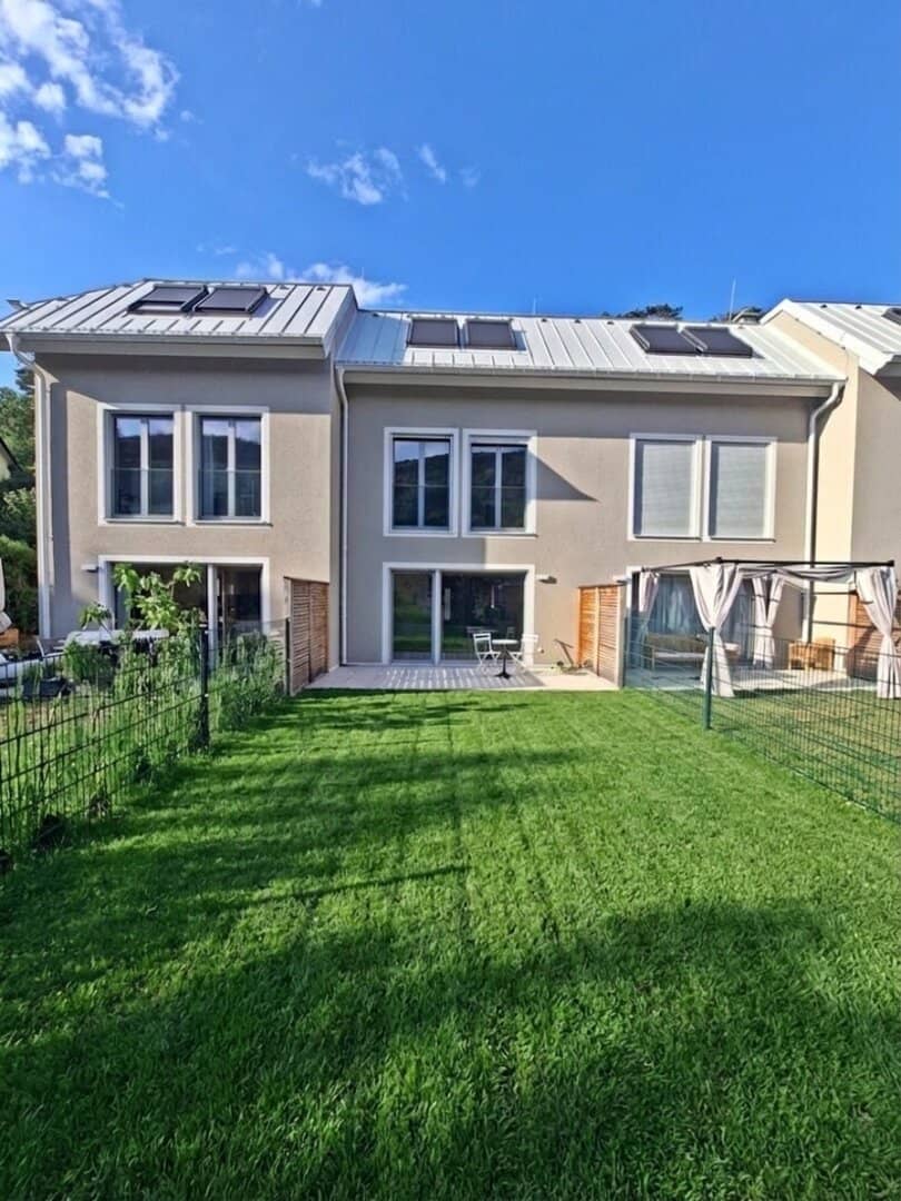 Wohnoase im Helenental, 5-6 Zi-Erstbezugs-Reihenhaus mit Topausstattung - Terrasse, SW-Garten, Carportstellplatz - inklusive Wienerwald rund um Ihr Zuhause!