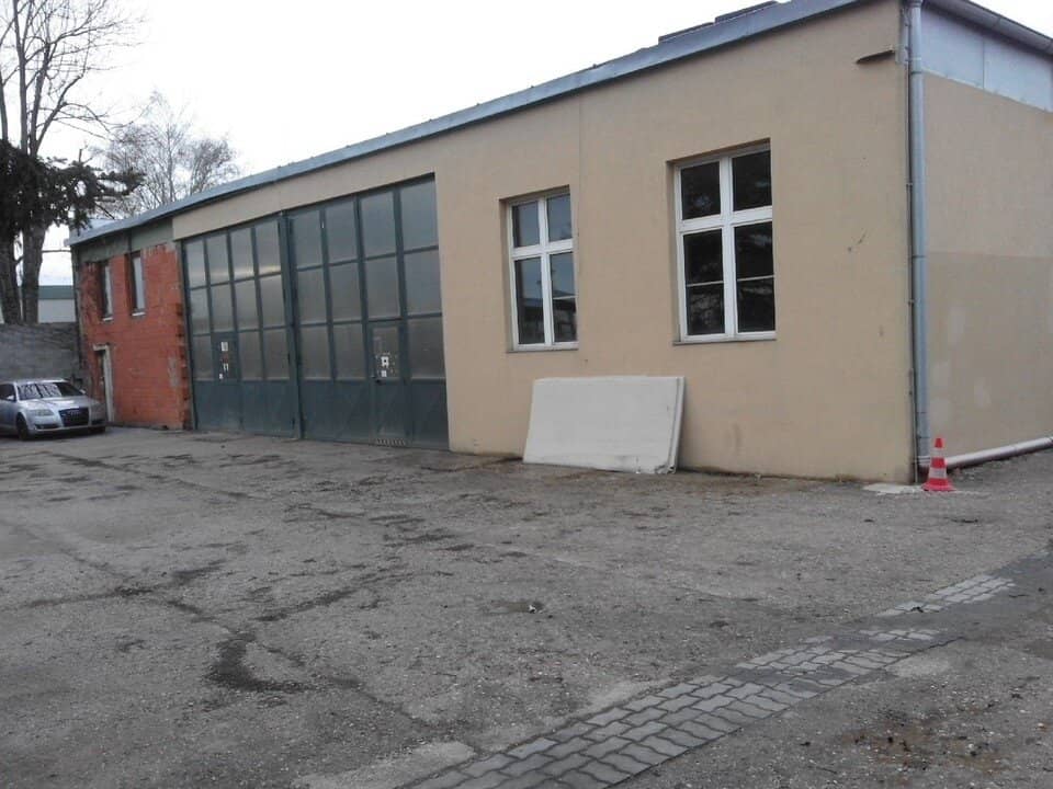Warehouse in Commercial Area