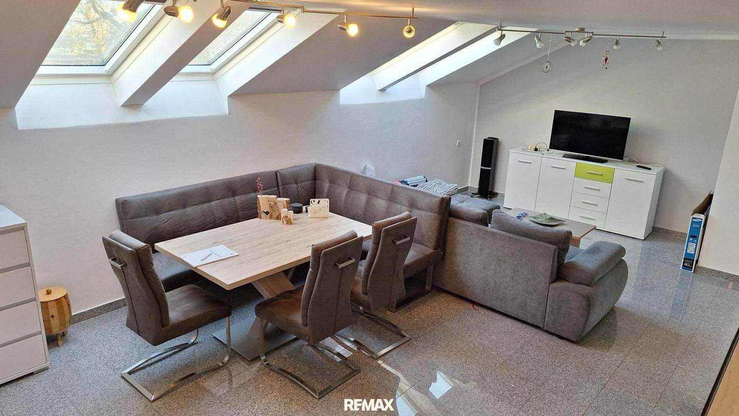 Beautiful 3-room top floor apartment in Gralla for rent
