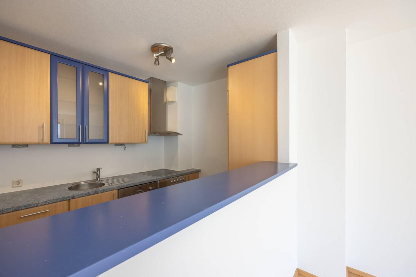 Charming 2-room apartment with garage in 1120 Vienna – 55m², elevator, parquet, top location