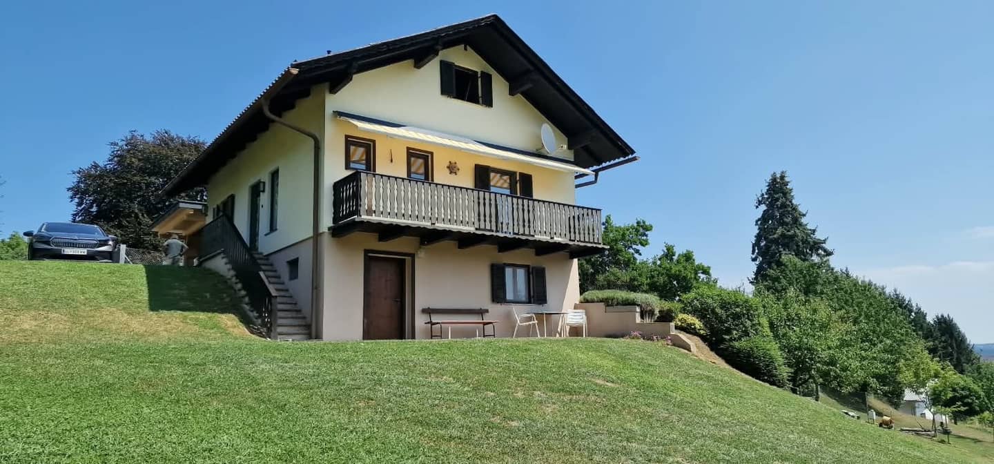 8510 Stainz, Blumenstraße: Entzückendes, renoviertes Eigenheim mit ca. 50m² Wfl.  und 1.440 m² Grund mit Carport und Gartenhäuschen
