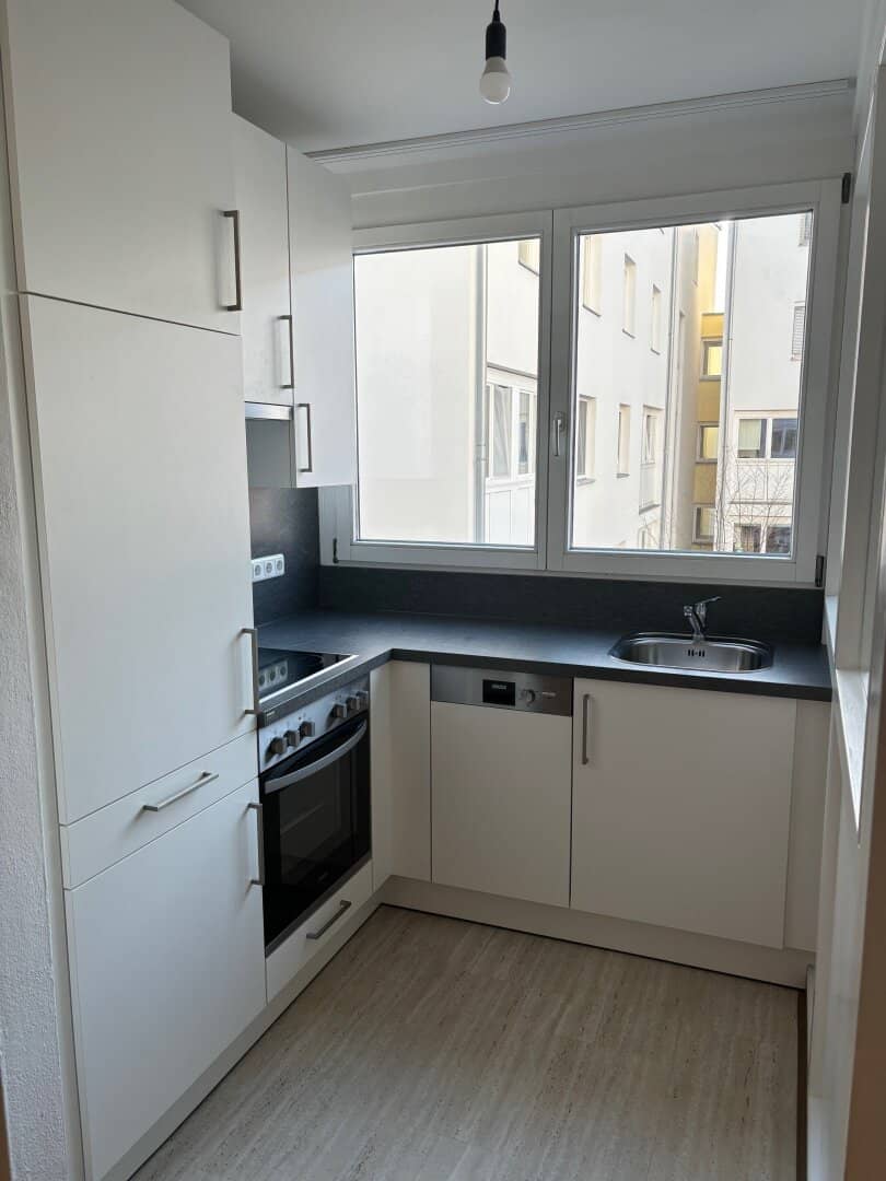 Modern studio with loggia in prime location