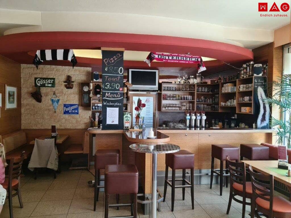 Gastronomy space / "Cafe Friends" in Linz / Bindermichl - Keferfeld - optionally fully equipped with attractive outdoor seating – 81.28 m² | Accessible | Turn the key and start