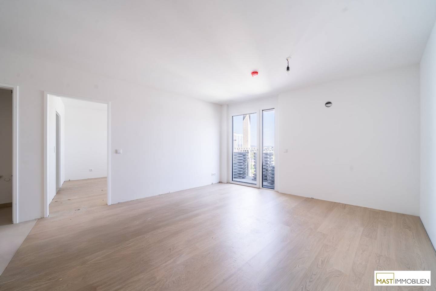 Alte Donau - 2-room first-occupancy apartment on the 8th floor