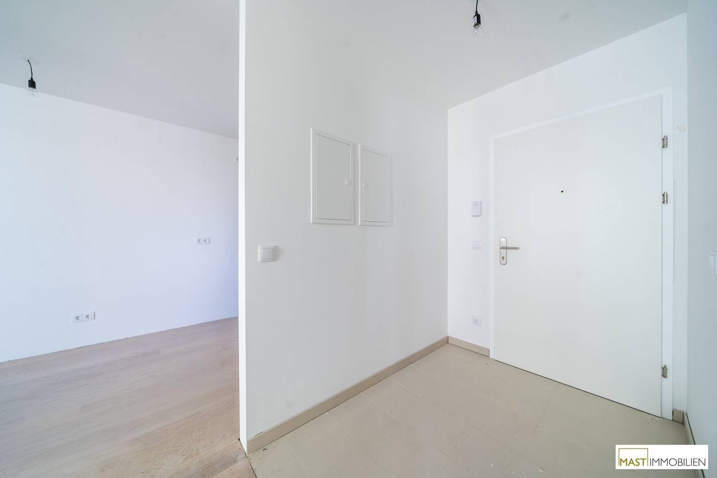 Alte Donau - 2-room first-occupancy apartment on the 4th floor