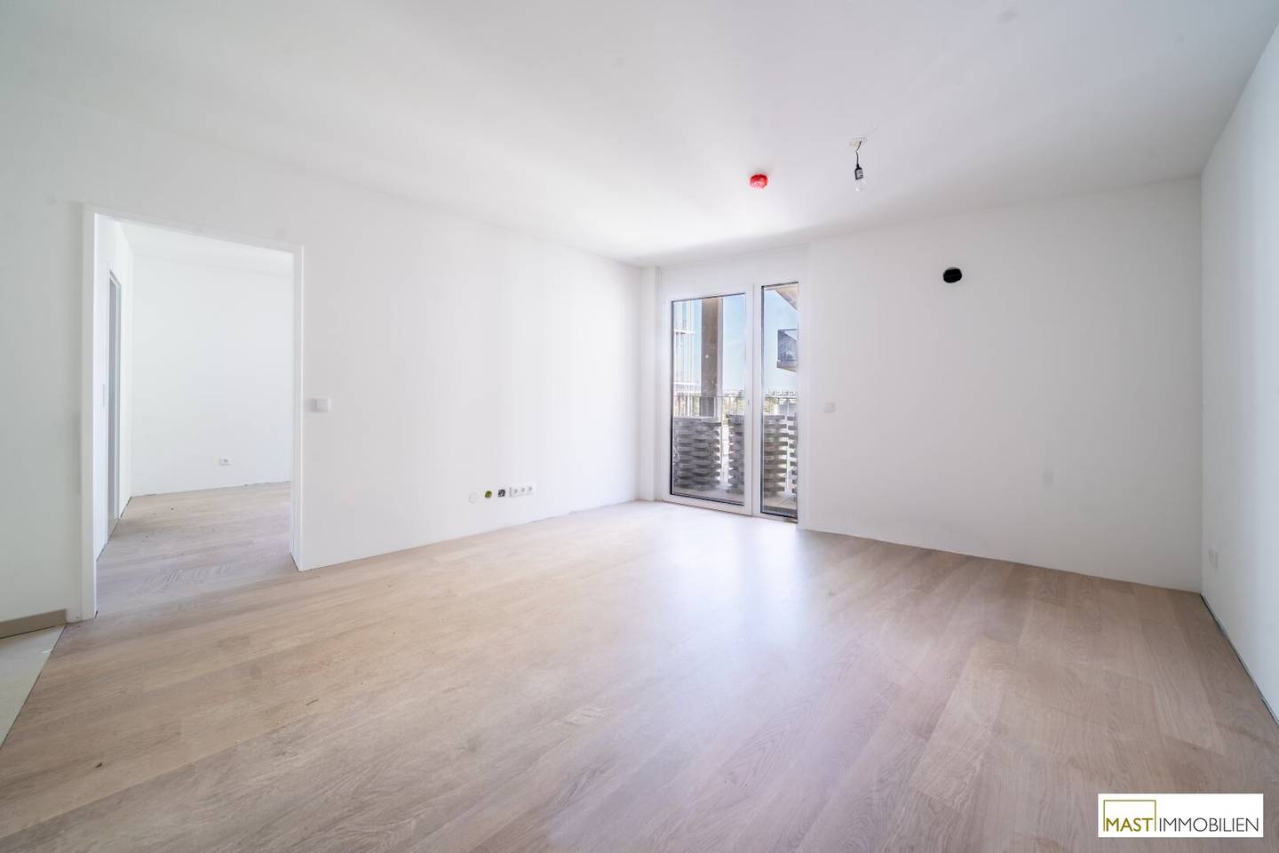 Alte Donau - 2-room first-occupancy apartment on the 4th floor