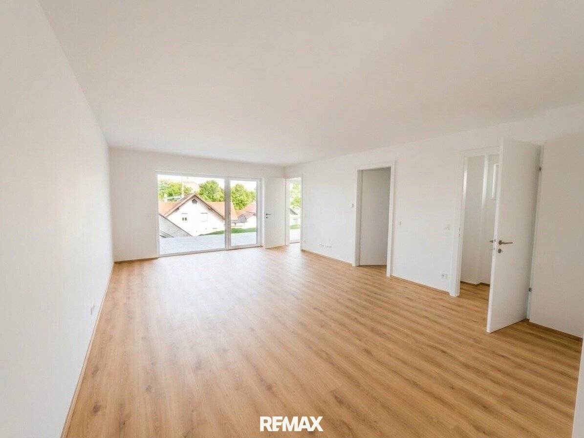 First occupancy! 2-room rental apartment with private garden &amp; balcony
