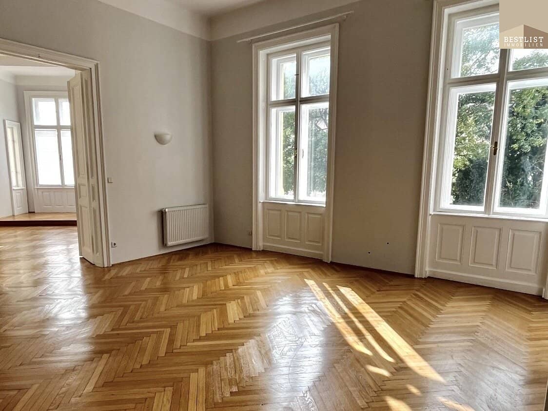 Period style old building! Beautiful office or medical practice spaces of approx. 238 m² in Baden's prime location